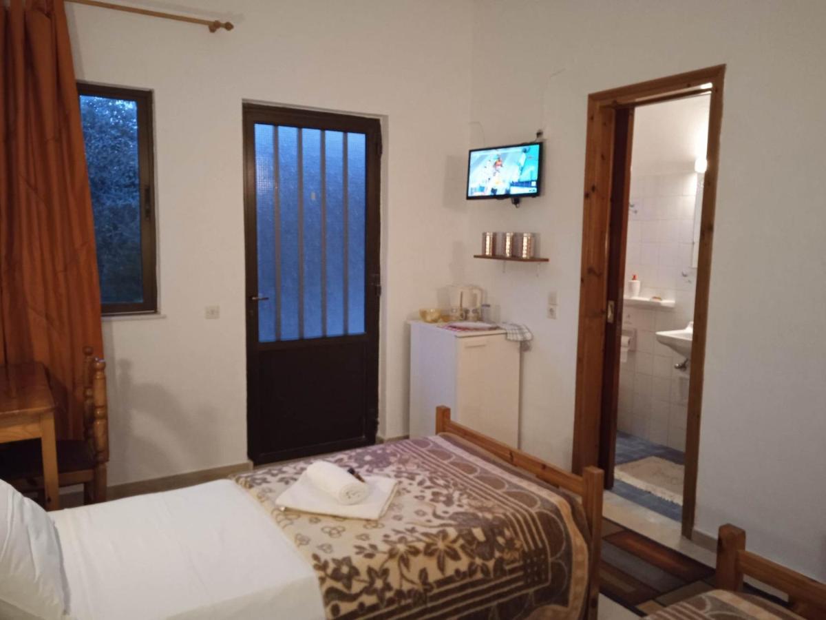 Villa Kaloudis Rooms Agios Georgios  Exteriör bild